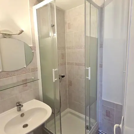 Le Saint Jacques - Downtown * ムラン