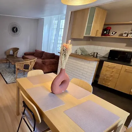 Le Saint Jacques - Downtown アパート ムラン